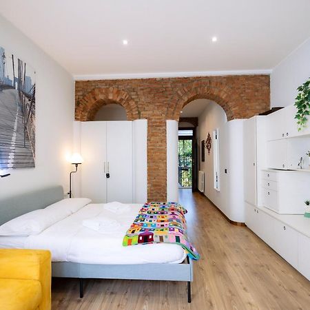 The Red Bricks Home - San Babila Area Milano Exterior foto