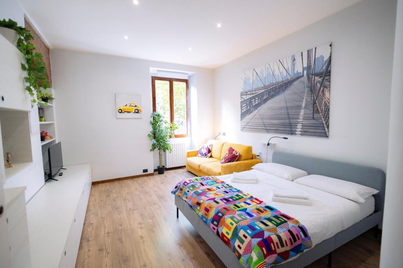 The Red Bricks Home - San Babila Area Milano Exterior foto
