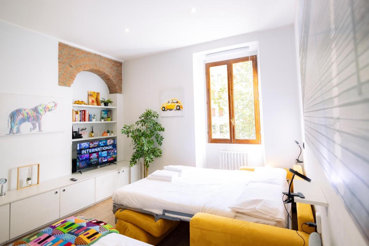 The Red Bricks Home - San Babila Area Milano Exterior foto
