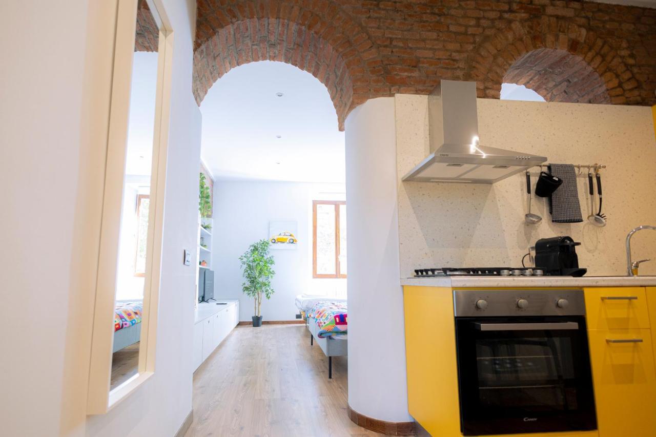 The Red Bricks Home - San Babila Area Milano Exterior foto